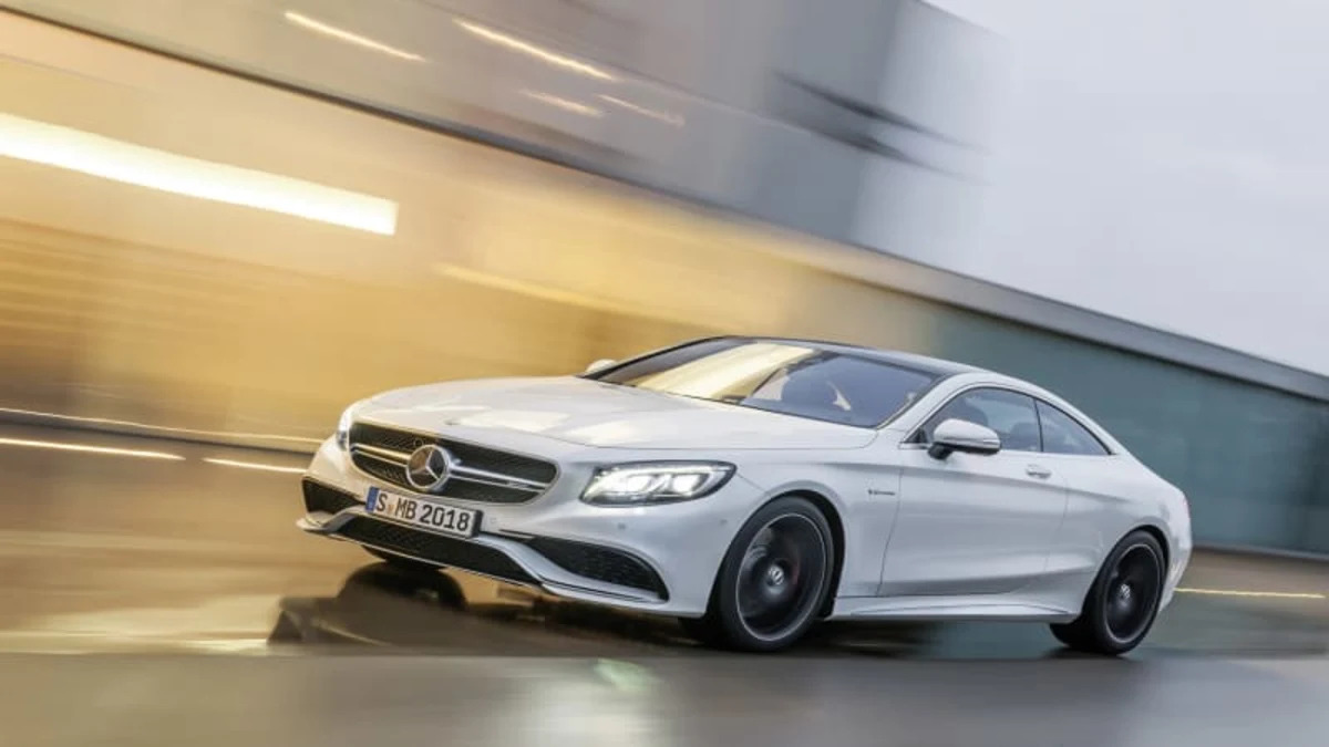 Mercedes-Benz recalls 3,800 total vehicles in two campaigns